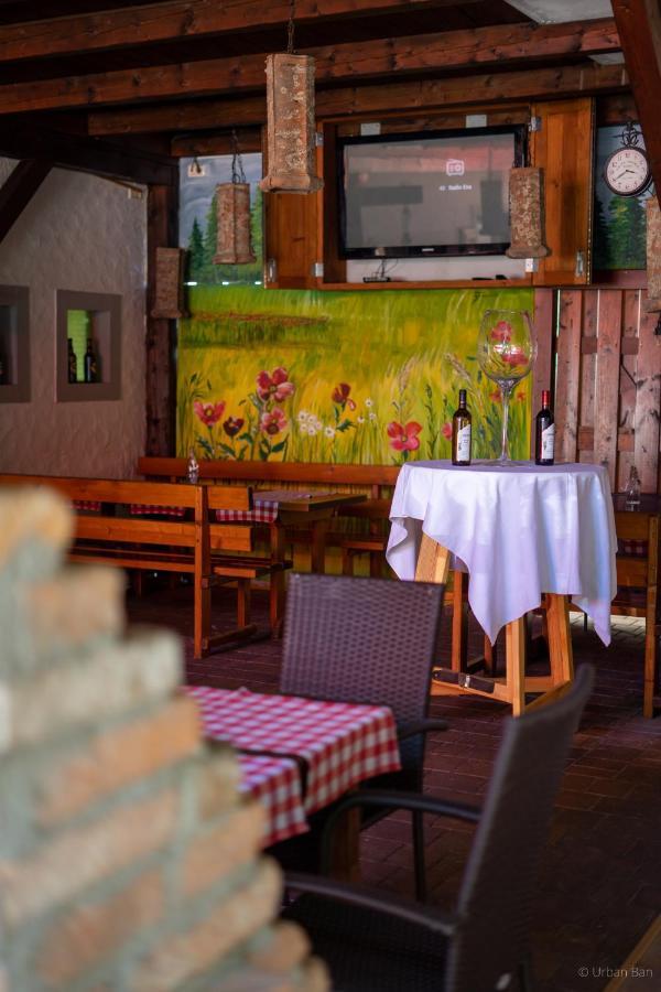 Gostilna Logar Hotel Hotemaze Luaran gambar