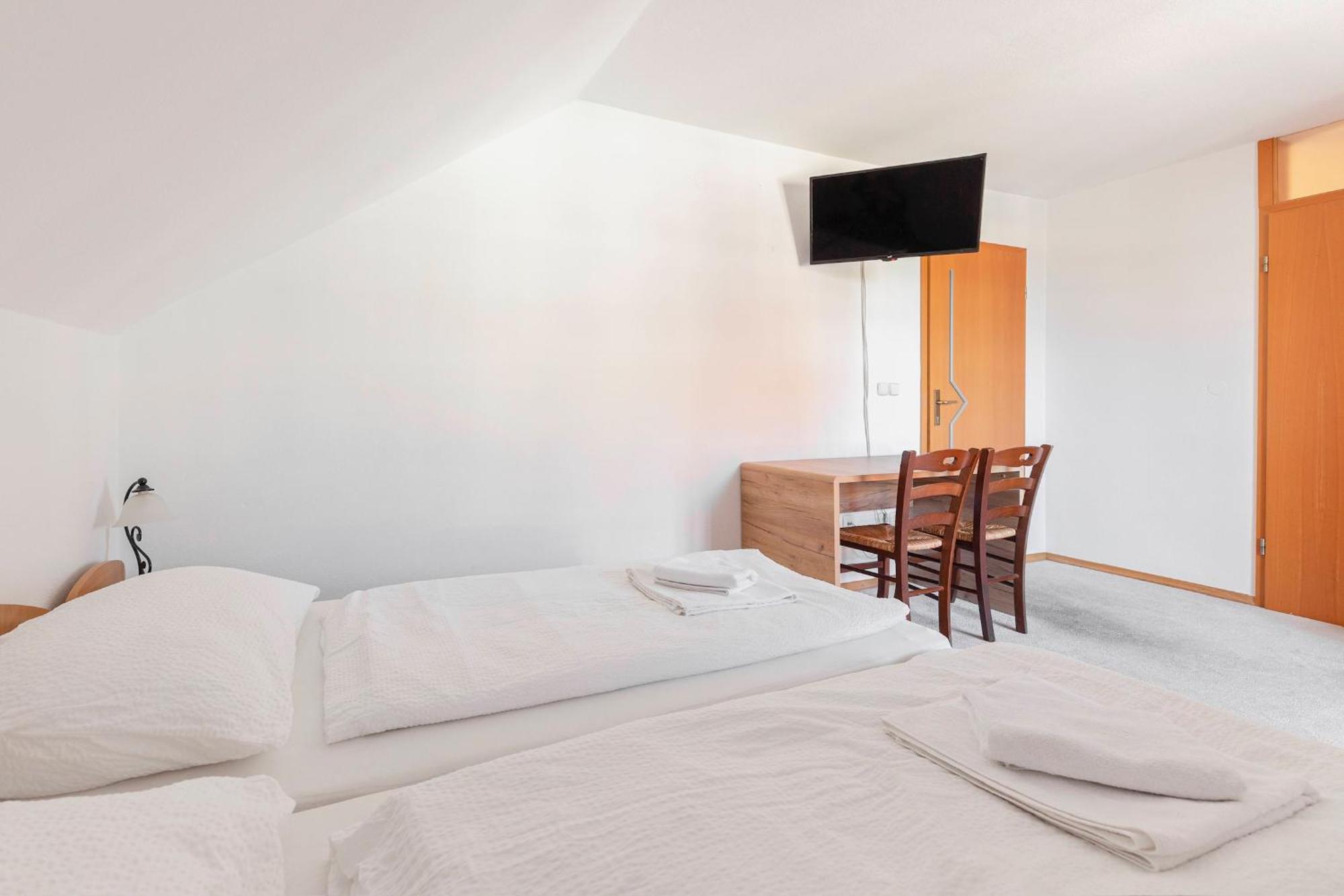 Gostilna Logar Hotel Hotemaze Luaran gambar